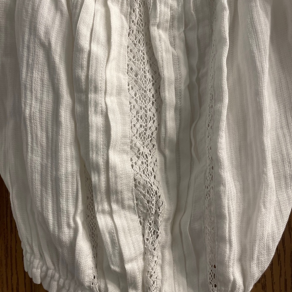 Aeropostale white long sleeve crop top.. - Picture 4 of 7